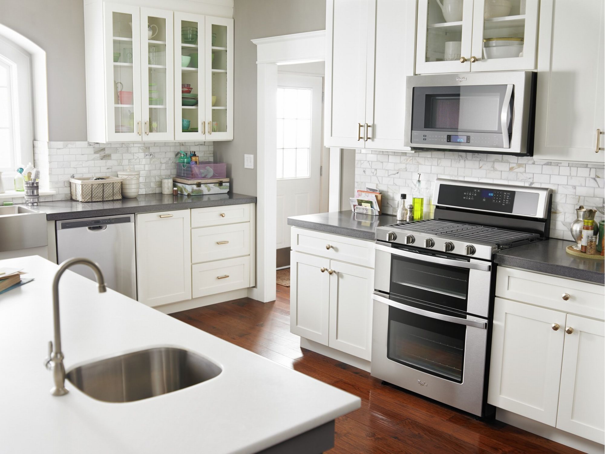 Whirlpool Stainless Steel Double Oven Gas Range (6.0 Cu. Ft.) - WGG745S0FS