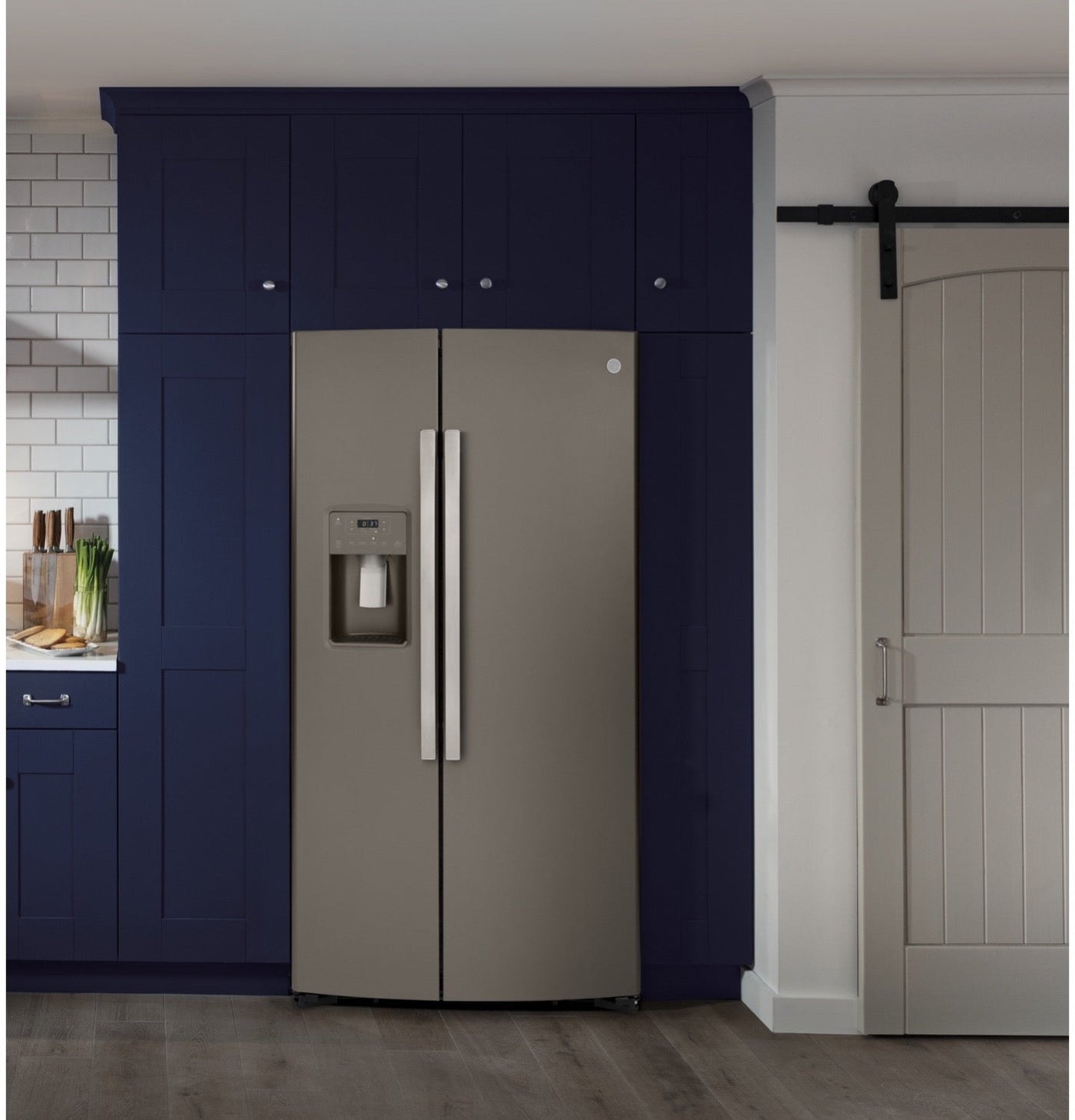 GE Slate Side-By-Side Refrigerator (25.1 Cu.Ft) - GSS25IMNES
