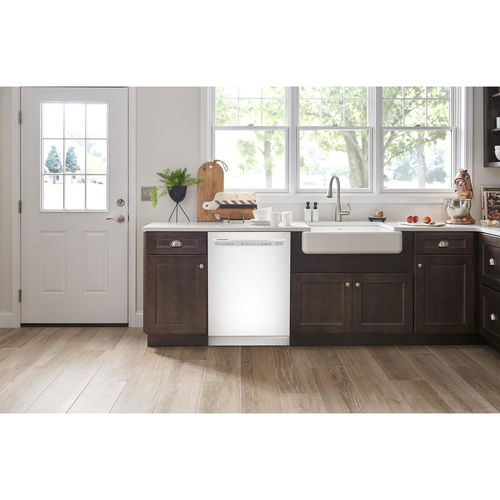 KitchenAid 24" White Dishwasher (39 dBA) - KDFE204KWH