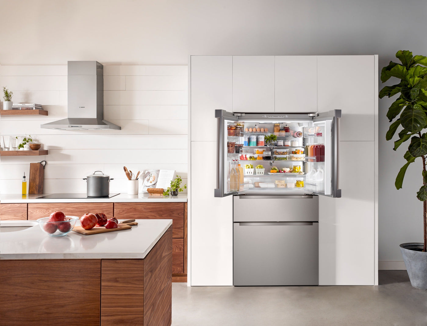 Bosch 800 Series Stainless Steel Counter-Depth 4 Door Refrigerator Rececssed Handle - (B36CL80ENS)