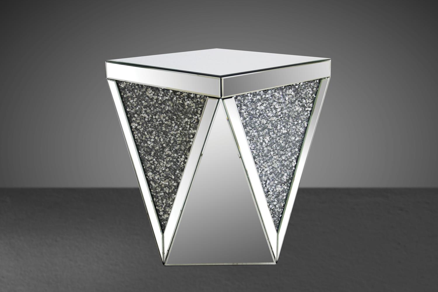 Sara Bella - I End Table