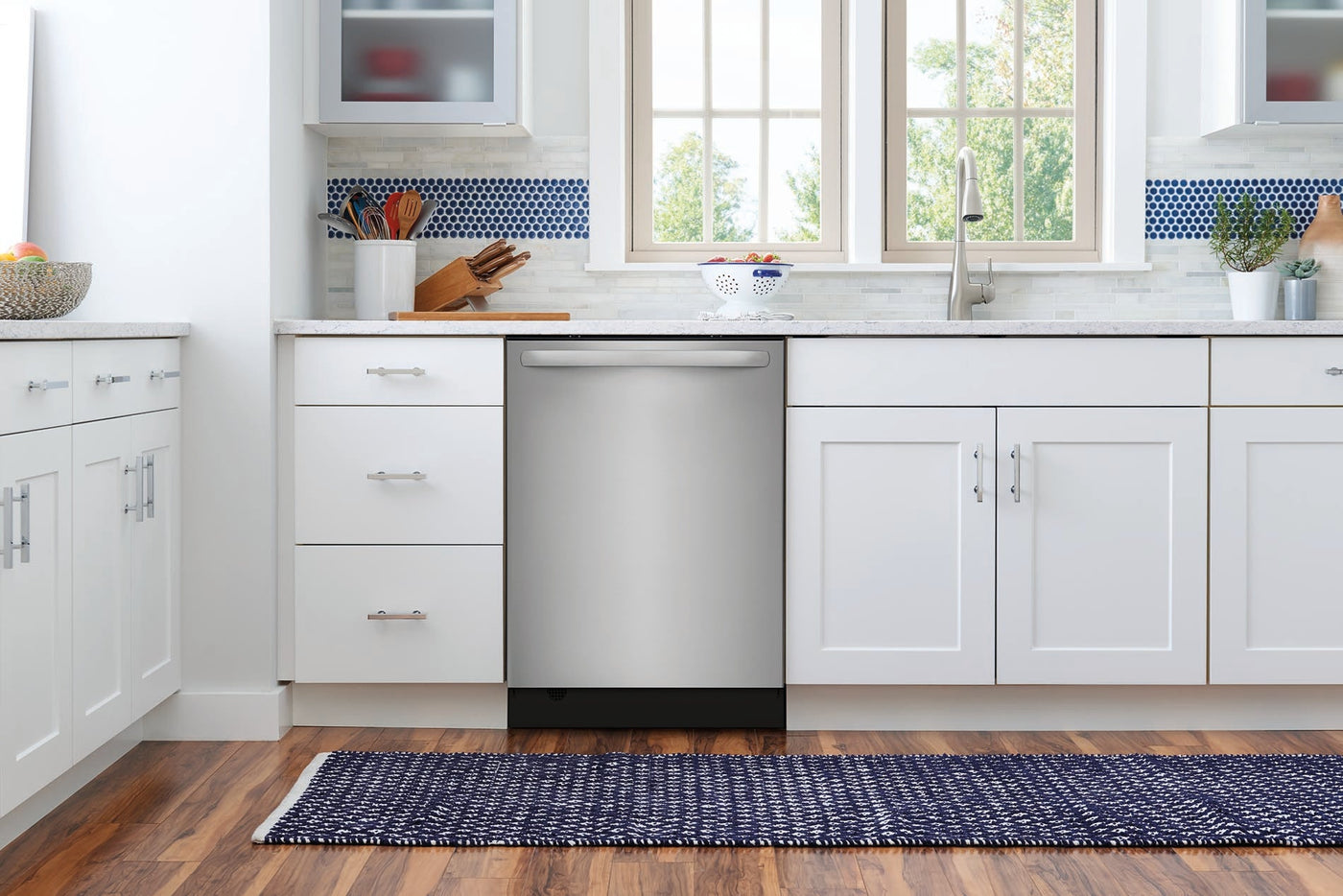 Frigidaire Stainless Steel 24" Built-In Dishwasher with 3rd Rack - FDSH4501AS