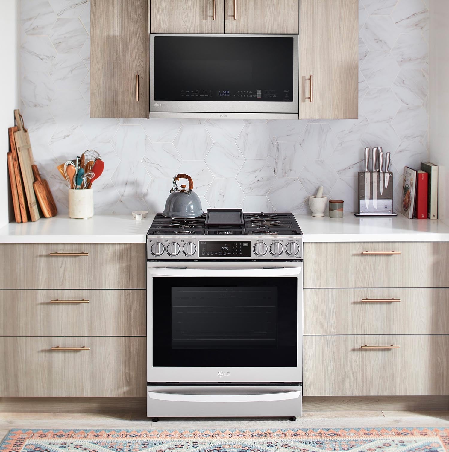 LG Smudge Resistant Stainless Steel Smart Wi-Fi Enabled Over-the-Range Microwave with ExtendaVent® 2.0 & EasyClean® (2.1 cu. ft.) - MVEL2137F