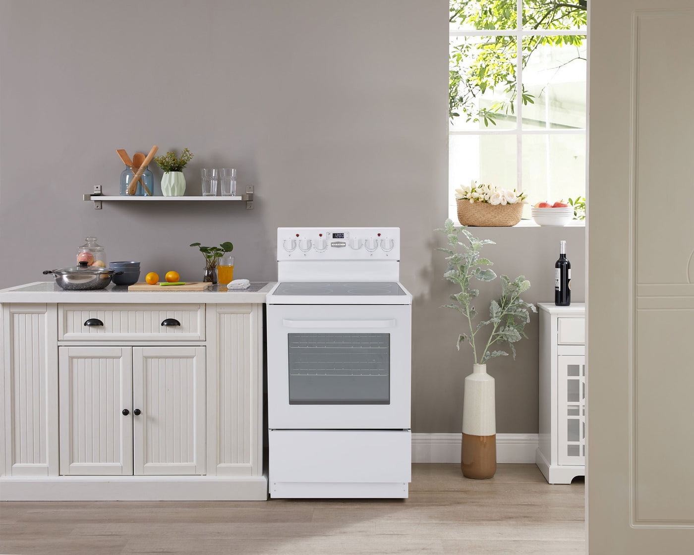 Marathon White Schott Ceran® Smooth top Electric Range (2.7 cu.ft.) - MER245W-1