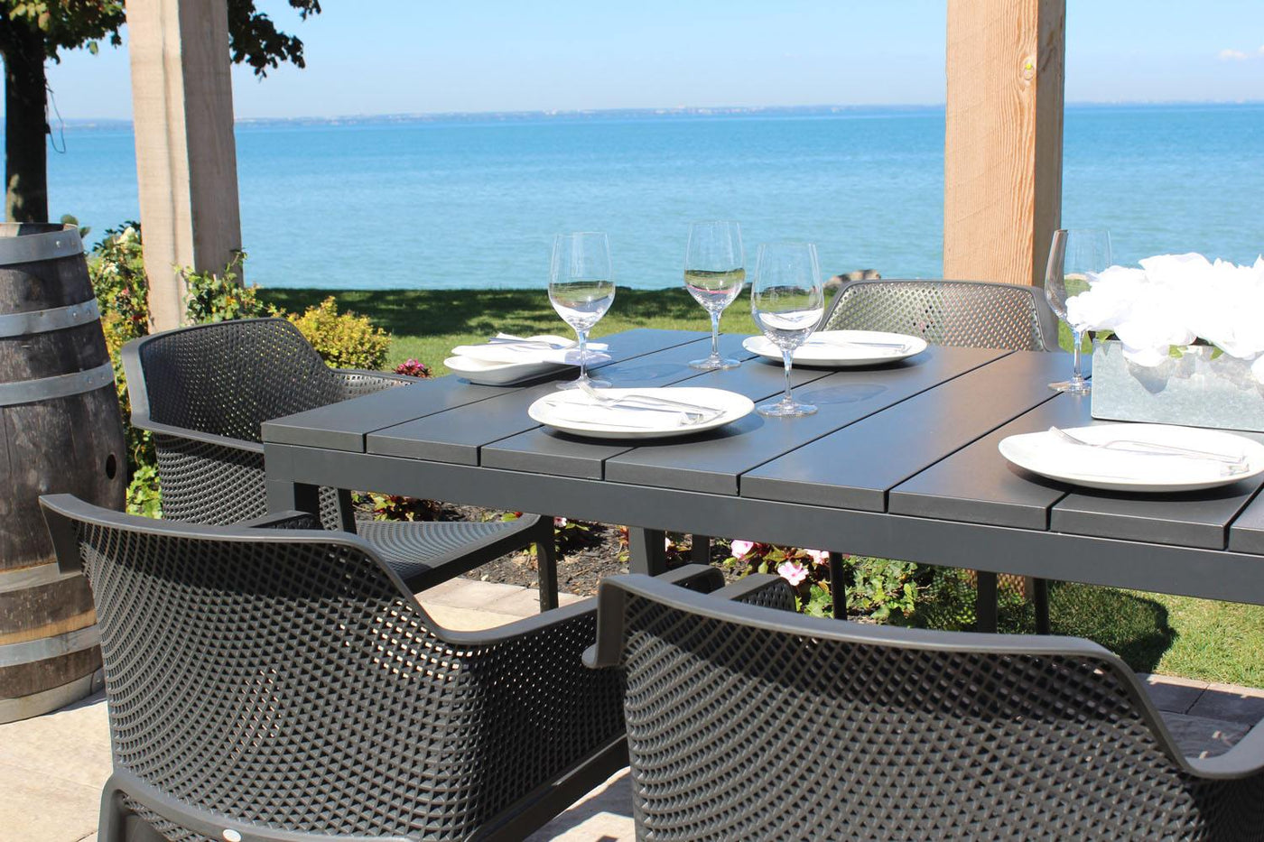 Nardi Rio / Trill 11-Piece Extendable 83"-110" Outdoor Dining Package - Anthracite/Peyton Granite