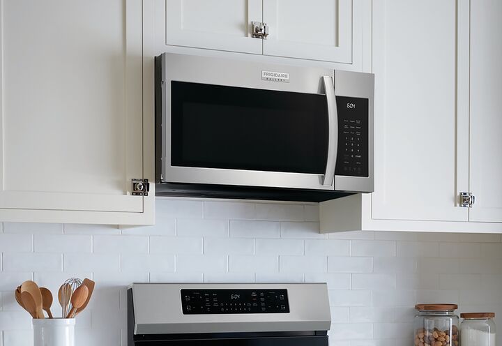 Frigidaire Gallery Smudge-Proof® Stainless Steel Over-the-Range Microwave (1.9 cu. ft.) - GMOS1962AF