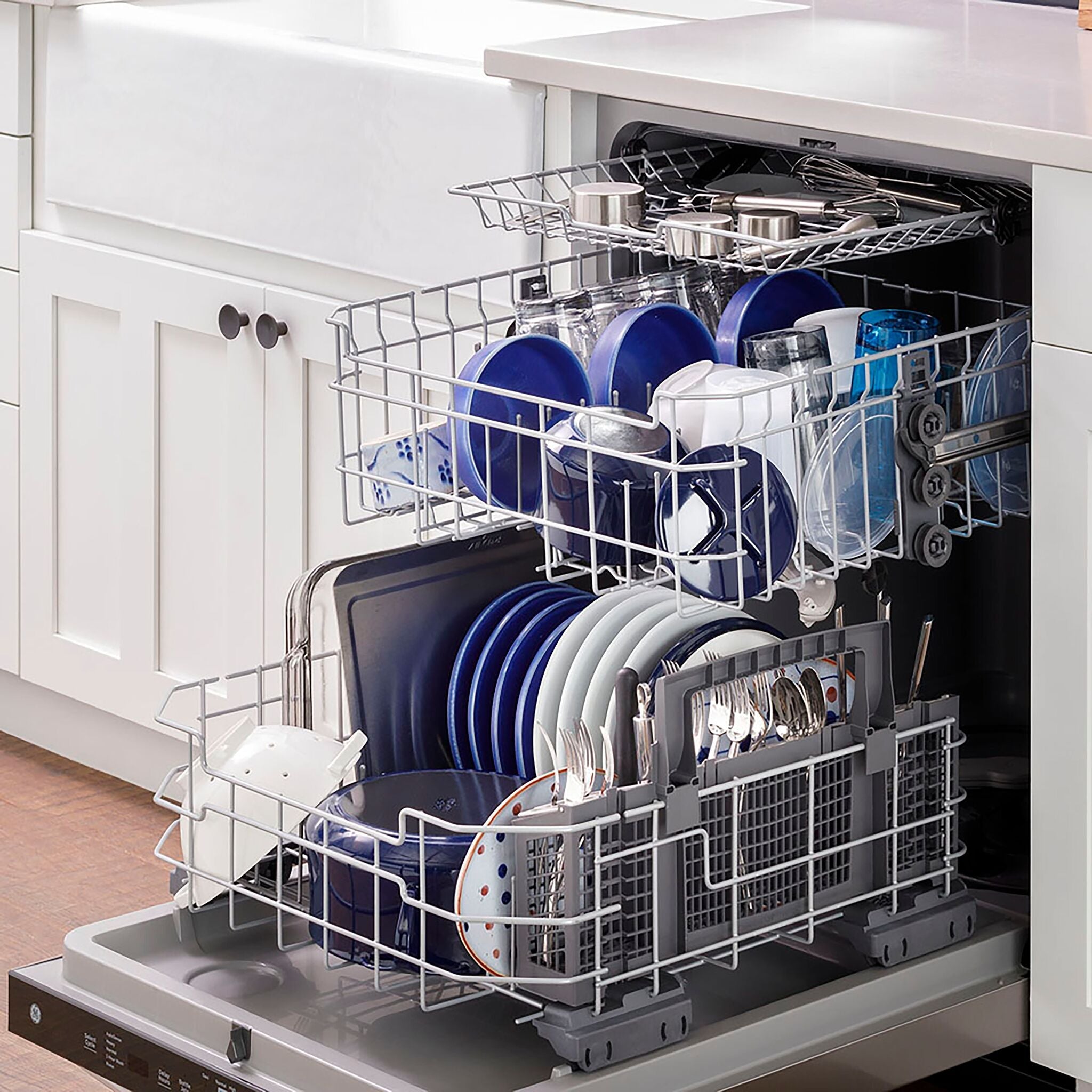GE White Top Control Dishwasher with Sanitize Cycle - GDP630PGRWW