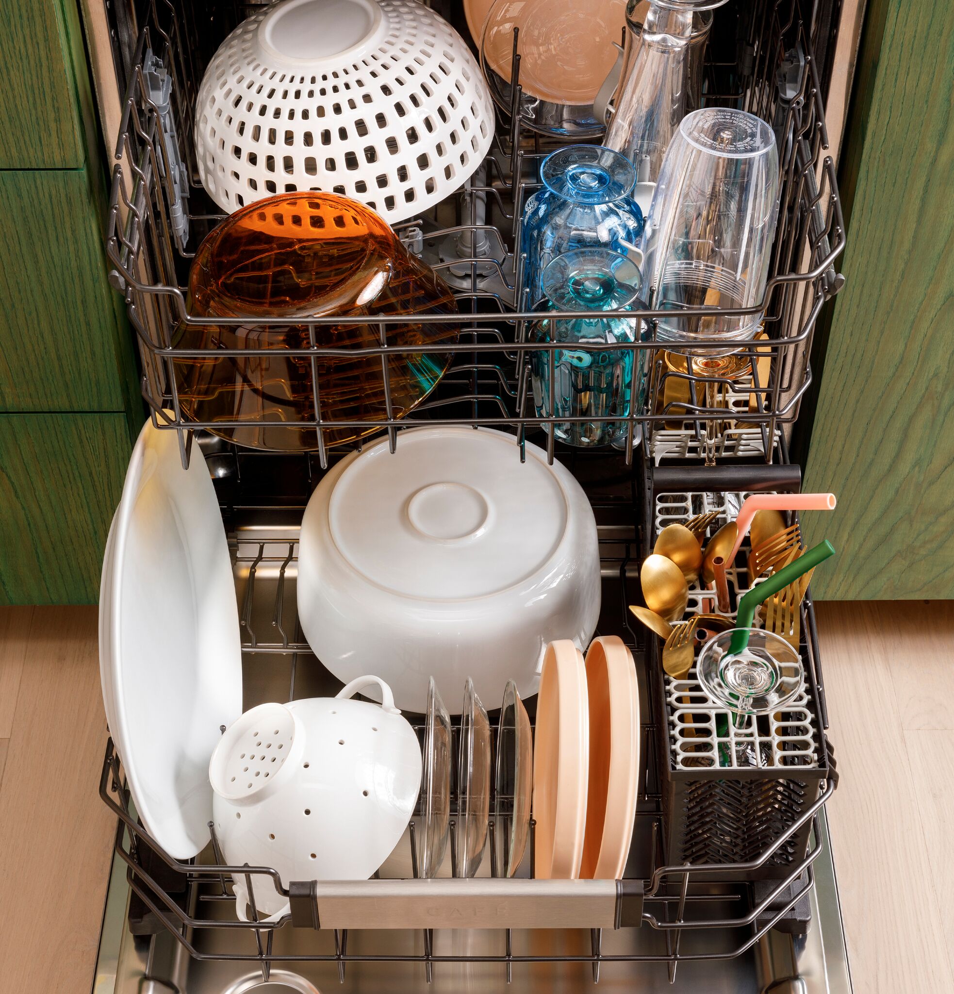 Café Stainless Steel Custom-Fit Dishwasher with UltraWash - CDT888P2VS1