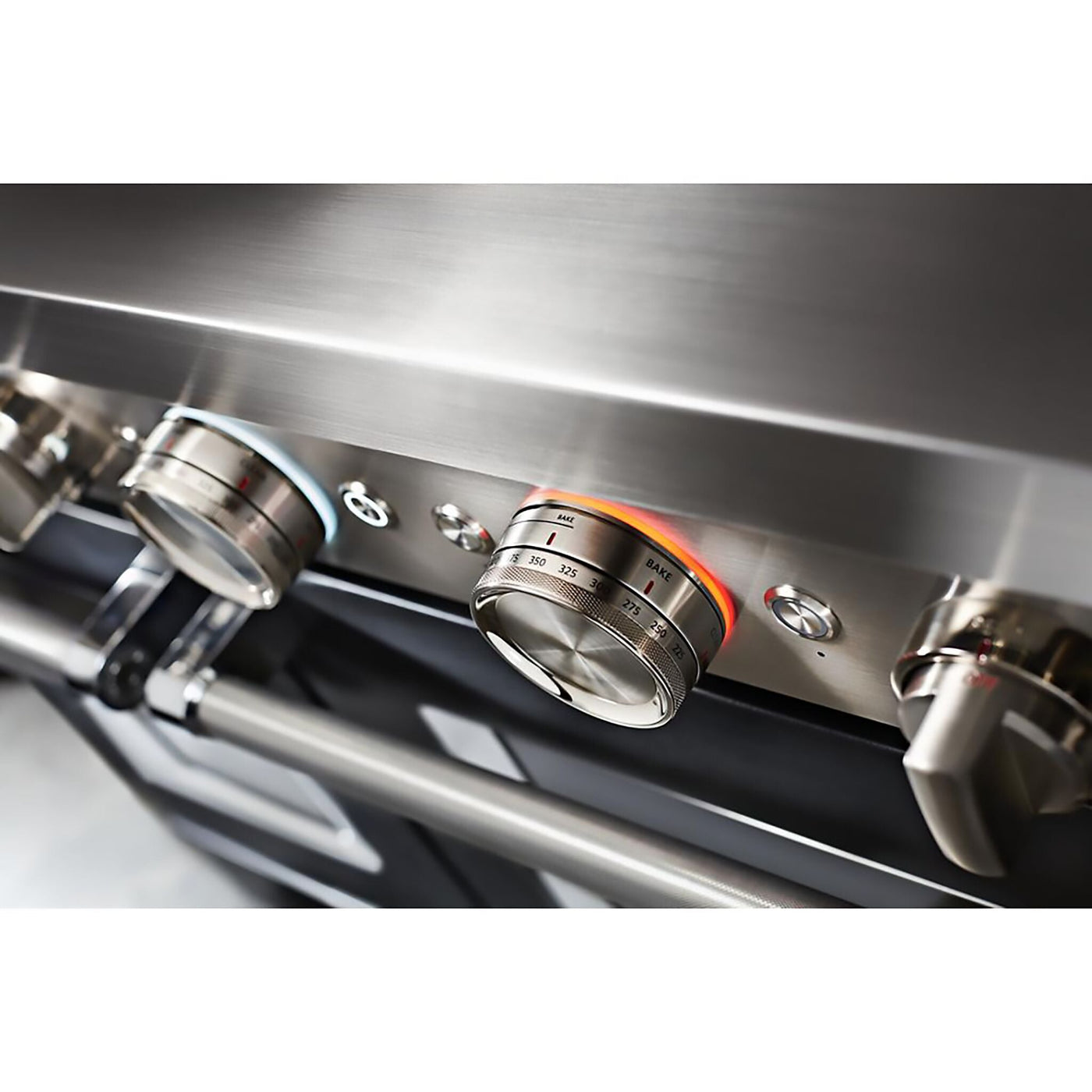 KitchenAid Imperial Black Smart Freestanding Gas Range (6.3 Cu. Ft.) - KFGC558JBK