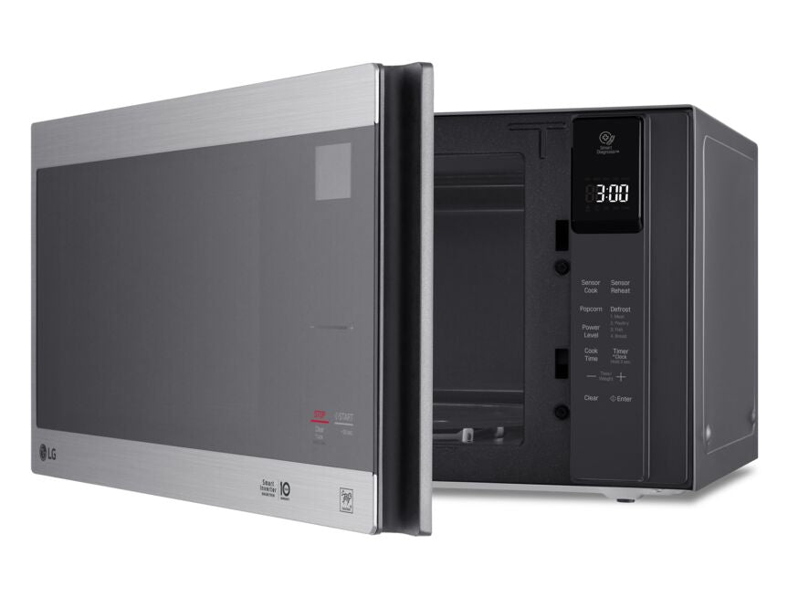 LG Smudge Resistant Stainless Steel NeoChef™ Countertop Microwave with Smart Inverter and EasyClean® (1.5 Cu.Ft) - LMC1575ST