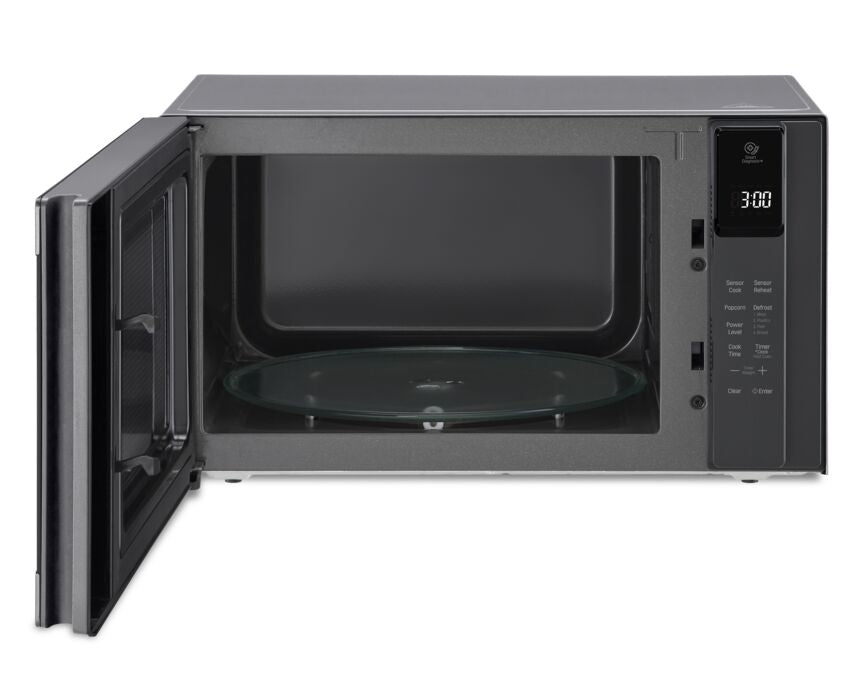 LG Smudge Resistant Stainless Steel NeoChef™ Countertop Microwave with Smart Inverter and EasyClean® (1.5 Cu.Ft) - LMC1575ST