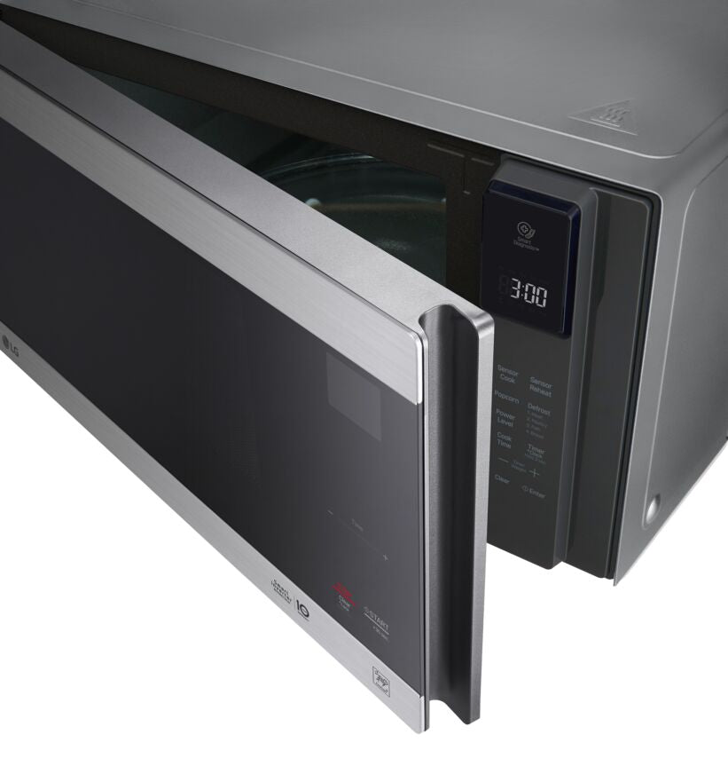 LG Smudge Resistant Stainless Steel NeoChef™ Countertop Microwave with Smart Inverter and EasyClean® (1.5 Cu.Ft) - LMC1575ST