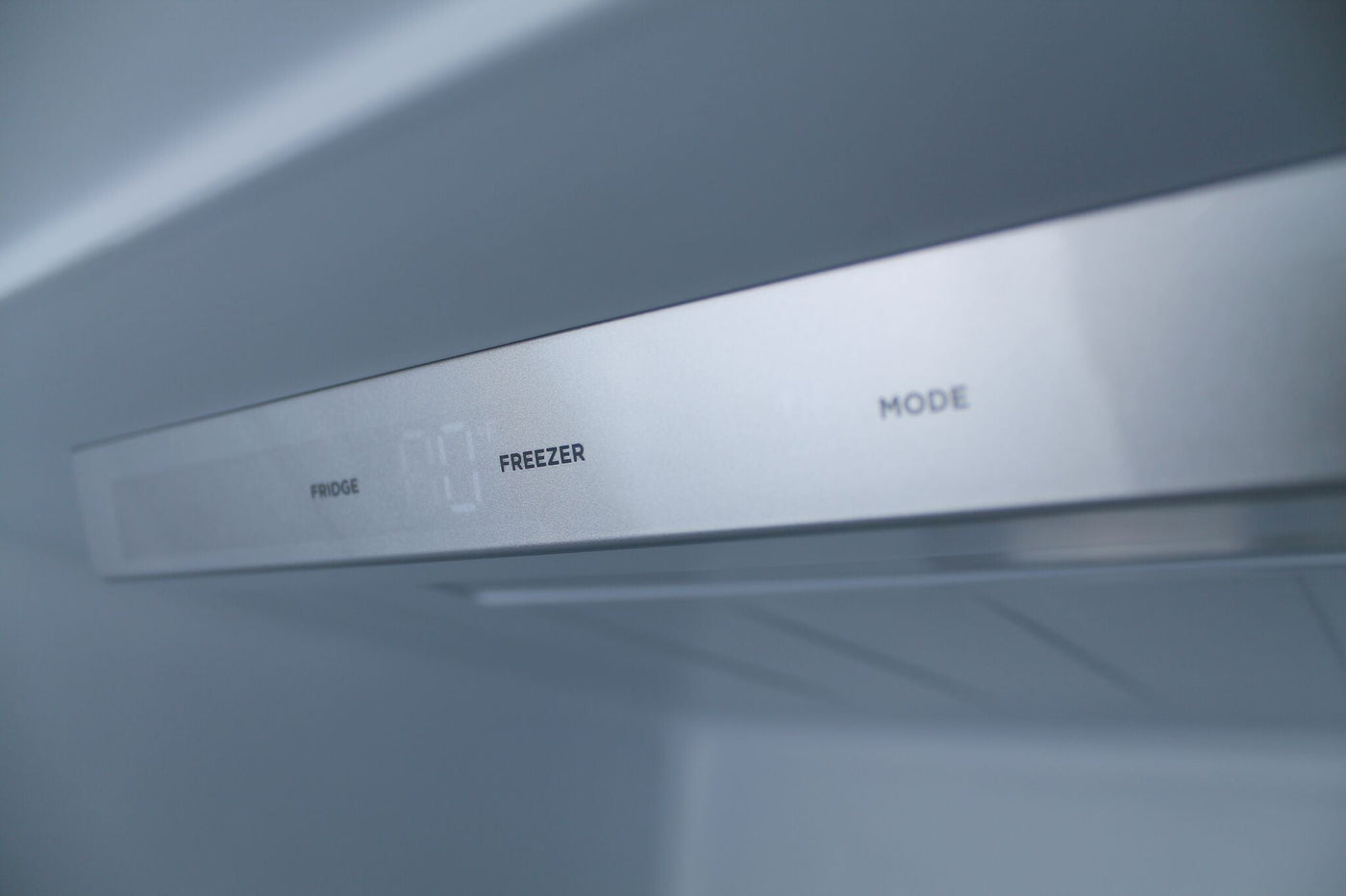 Marathon White Bottom Mount Refrigerator (18 Cu.Ft.) - MFF179WBM-RH