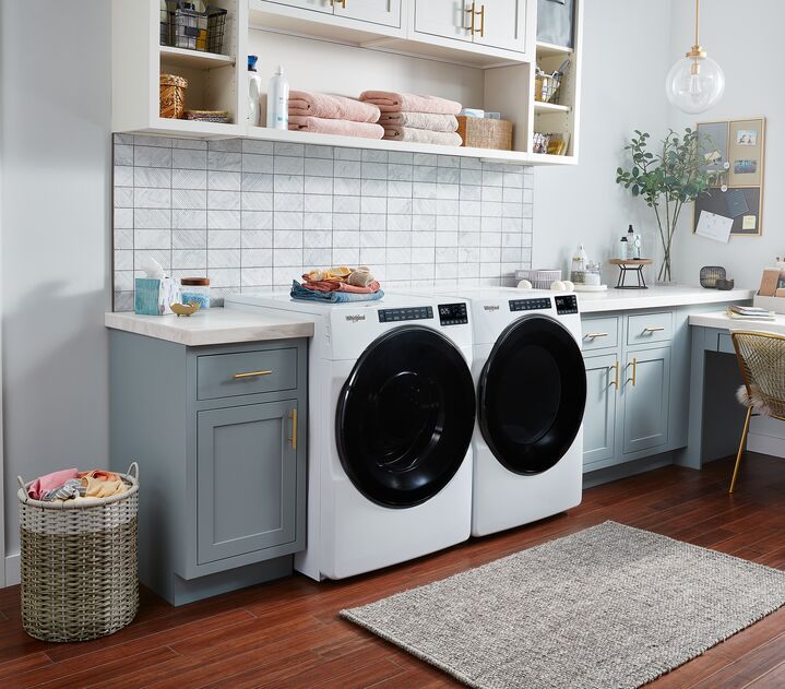 Whirlpool White Front Load Washer with Quick Cycle (5.2 cu. ft.) - WFW5605MW
