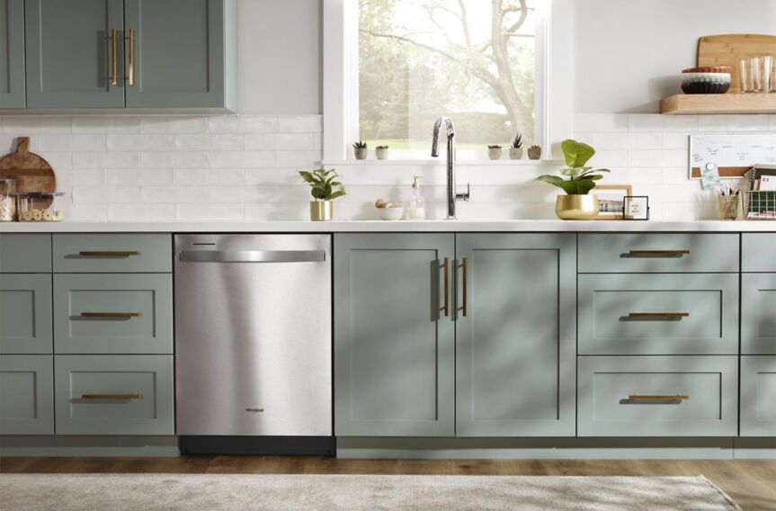 Whirlpool Fingerprint Resistant Stainless Steel Dishwasher with 3rd Rack (47 dBA) - WDT970SAKZ