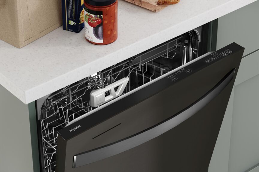 Whirlpool Fingerprint Resistant Black Stainless Dishwasher with 3rd Rack (47 dBA) - WDT970SAKV