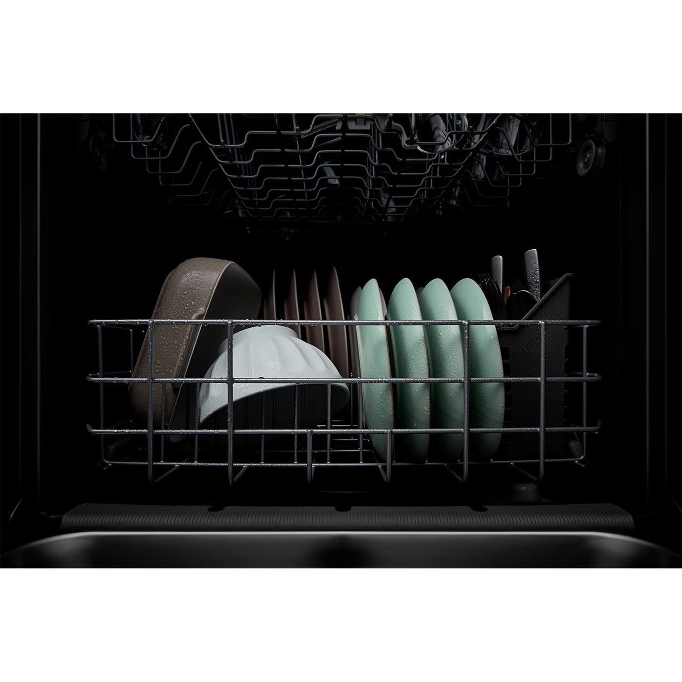 Whirlpool 24" White Dishwasher (55 dBA) - WDP560HAMW