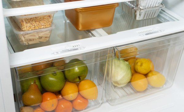 Danby White Apartment Size Fridge Top Mount (18.1 Cu. Ft.) - DFF180E1WDB