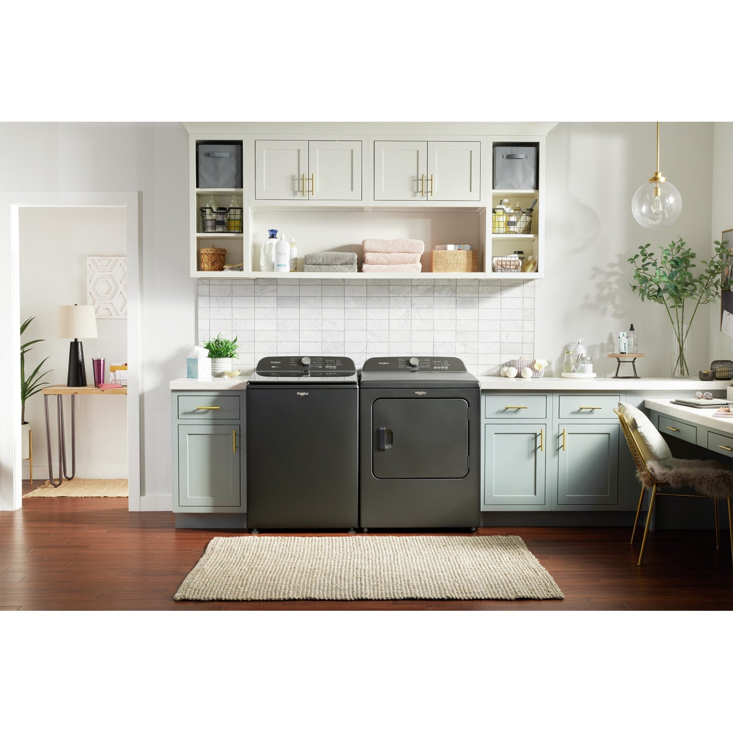 Whirlpool Volcano Black Top Load Washer (6.1 Cu Ft) & Volcano Black Electric Dryer (7.00 Cu Ft) - WTW6157PB/YWED6150PB