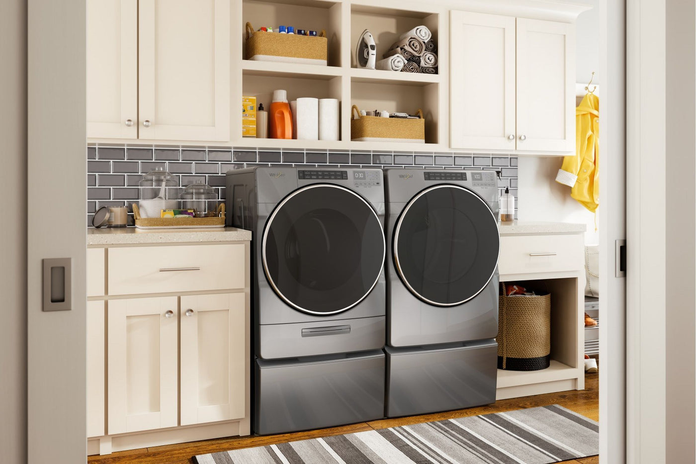 Whirlpool Chrome Shadow Electric Dryer (7.4 Cu.Ft.) - YWED6620HC