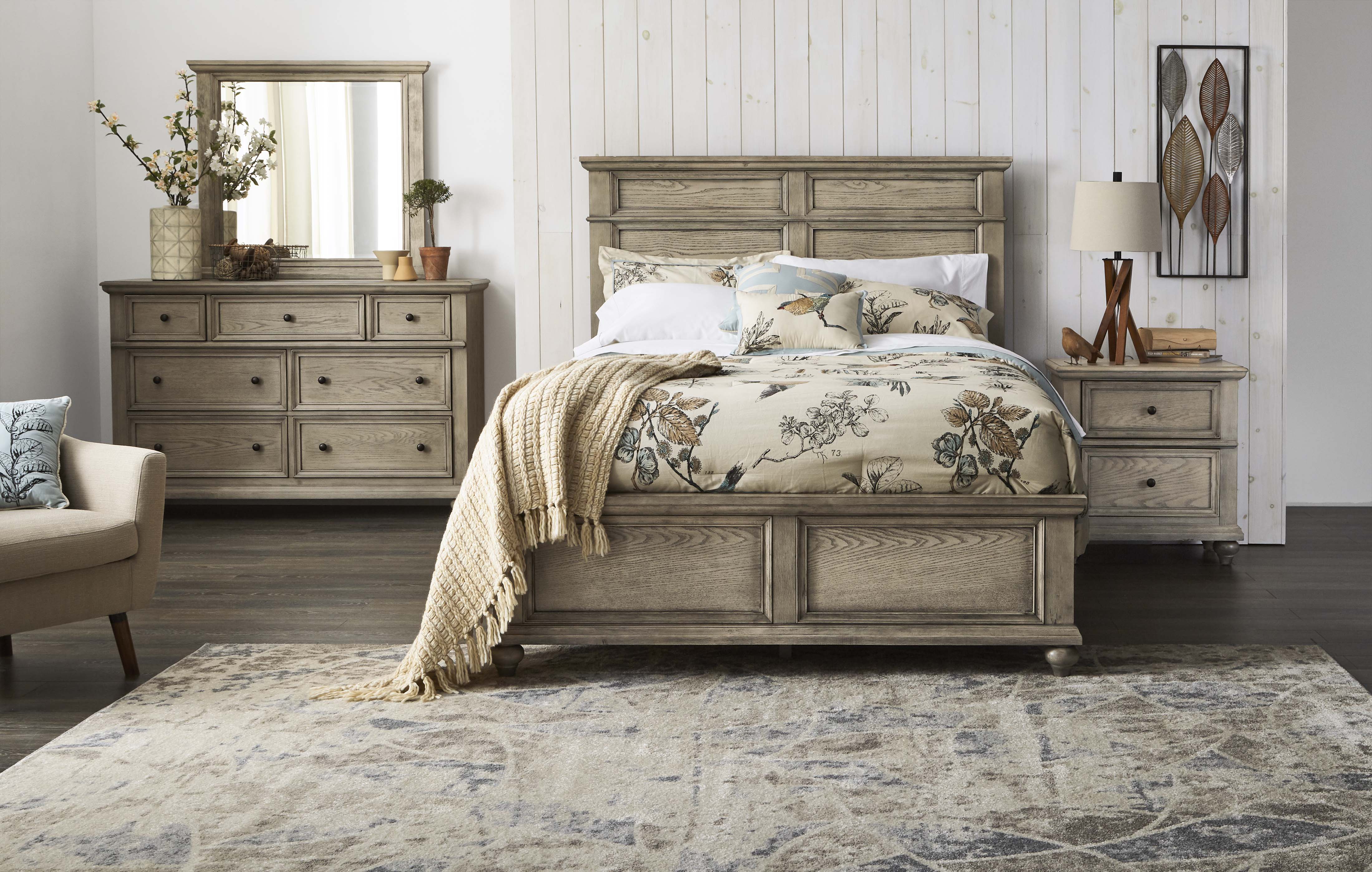 Emma 6-Piece King Bedroom Set - Oak