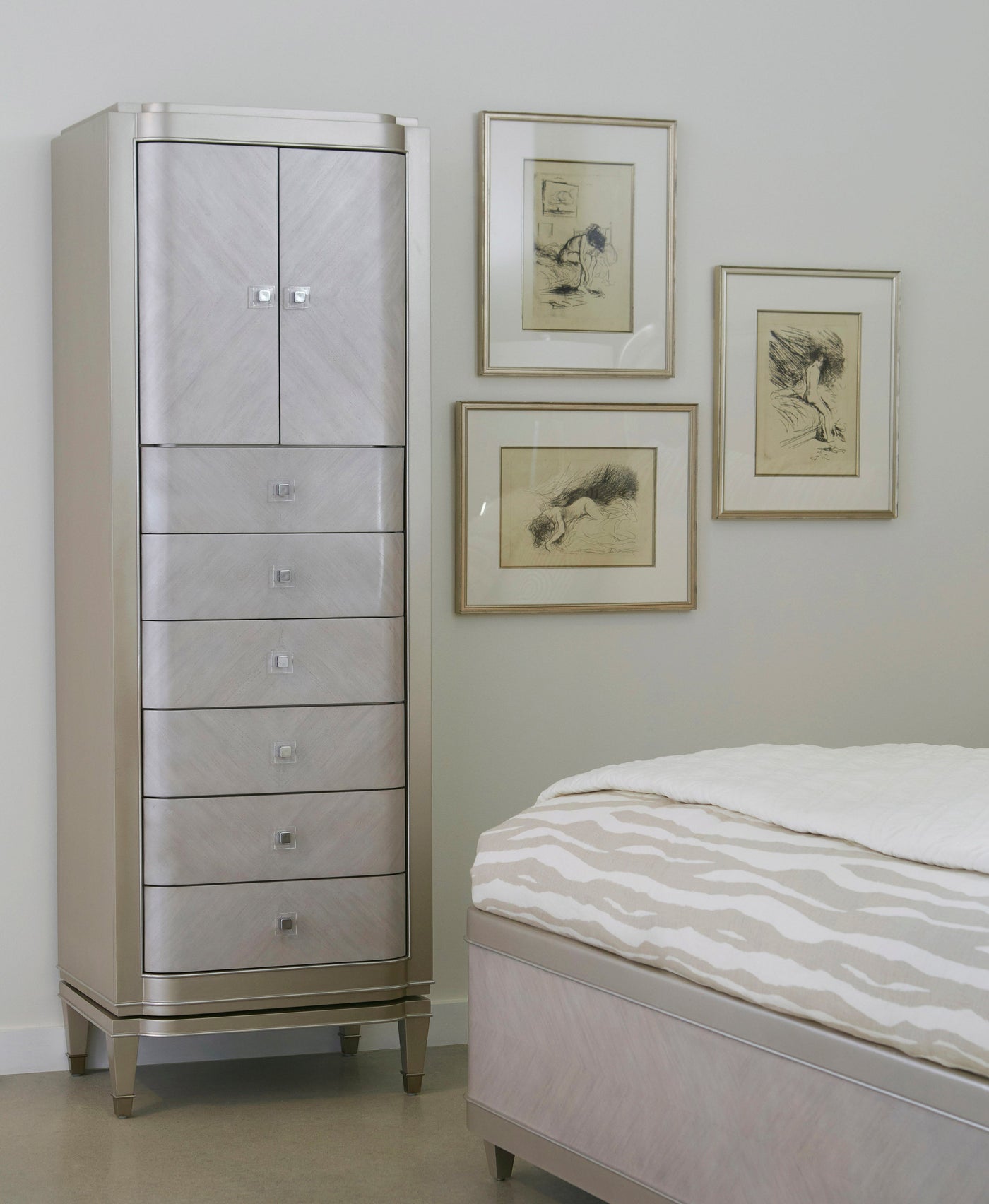 Reece Jewelry Chest - Silver Grey