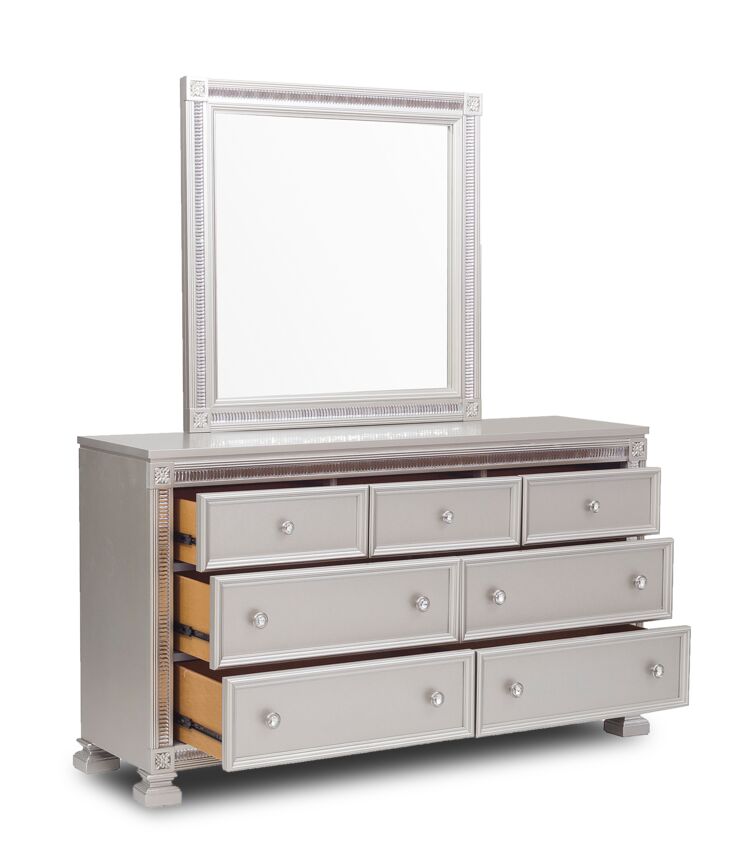 Henley 7 Drawer Dresser - Silver