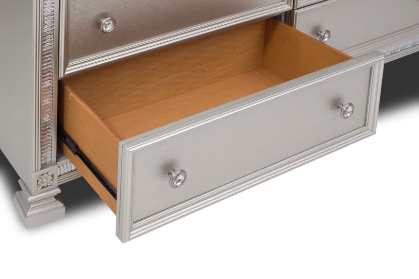 Henley 7 Drawer Dresser - Silver