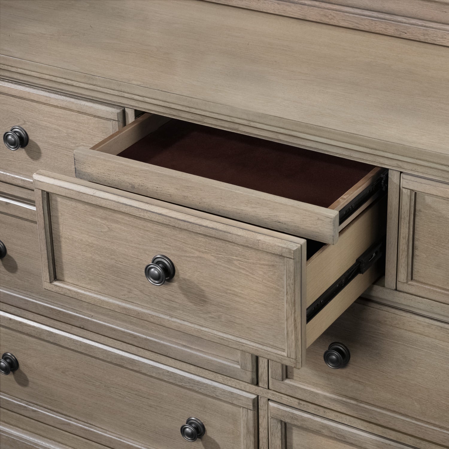 Windchester 7 Drawer Dresser - Grey