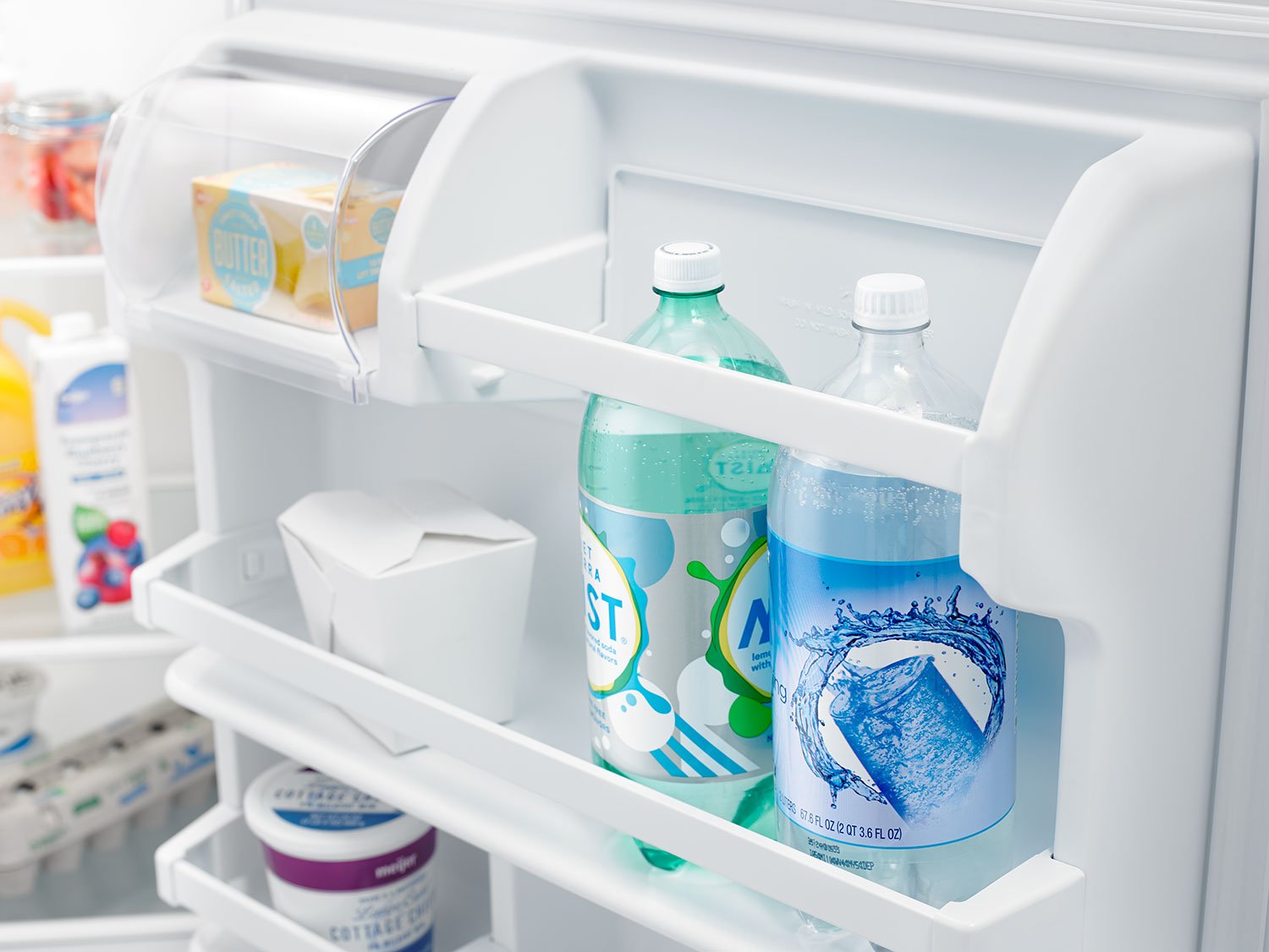 Amana White Top-Freezer Refrigerator (18.15 Cu. Ft.) - ART318FFDW