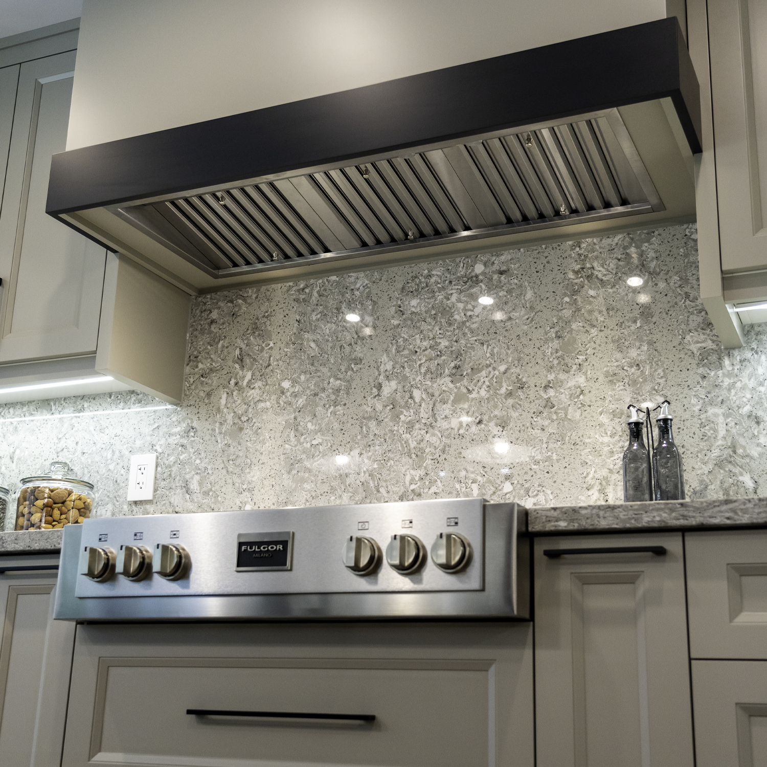 VICTORY Stainless Steel 36" 750 CFM Range Hood Insert - Q5-36