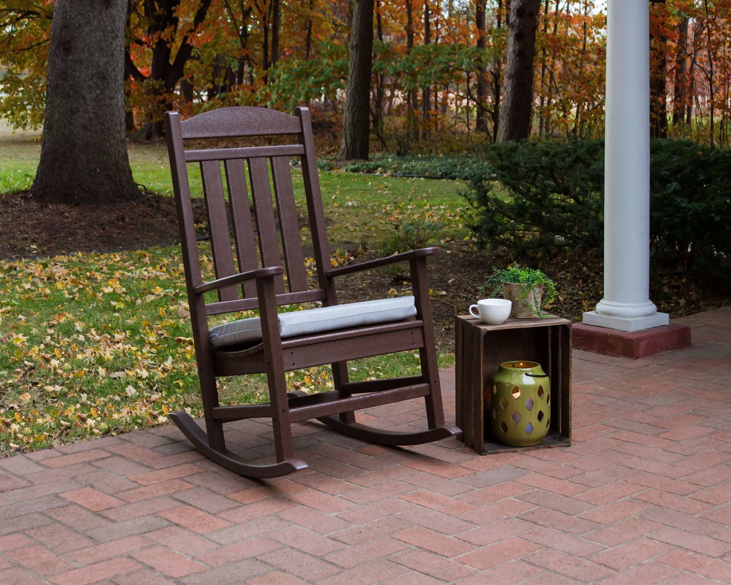 POLYWOODÂ® Presidential Rocking Chair - Mahogany