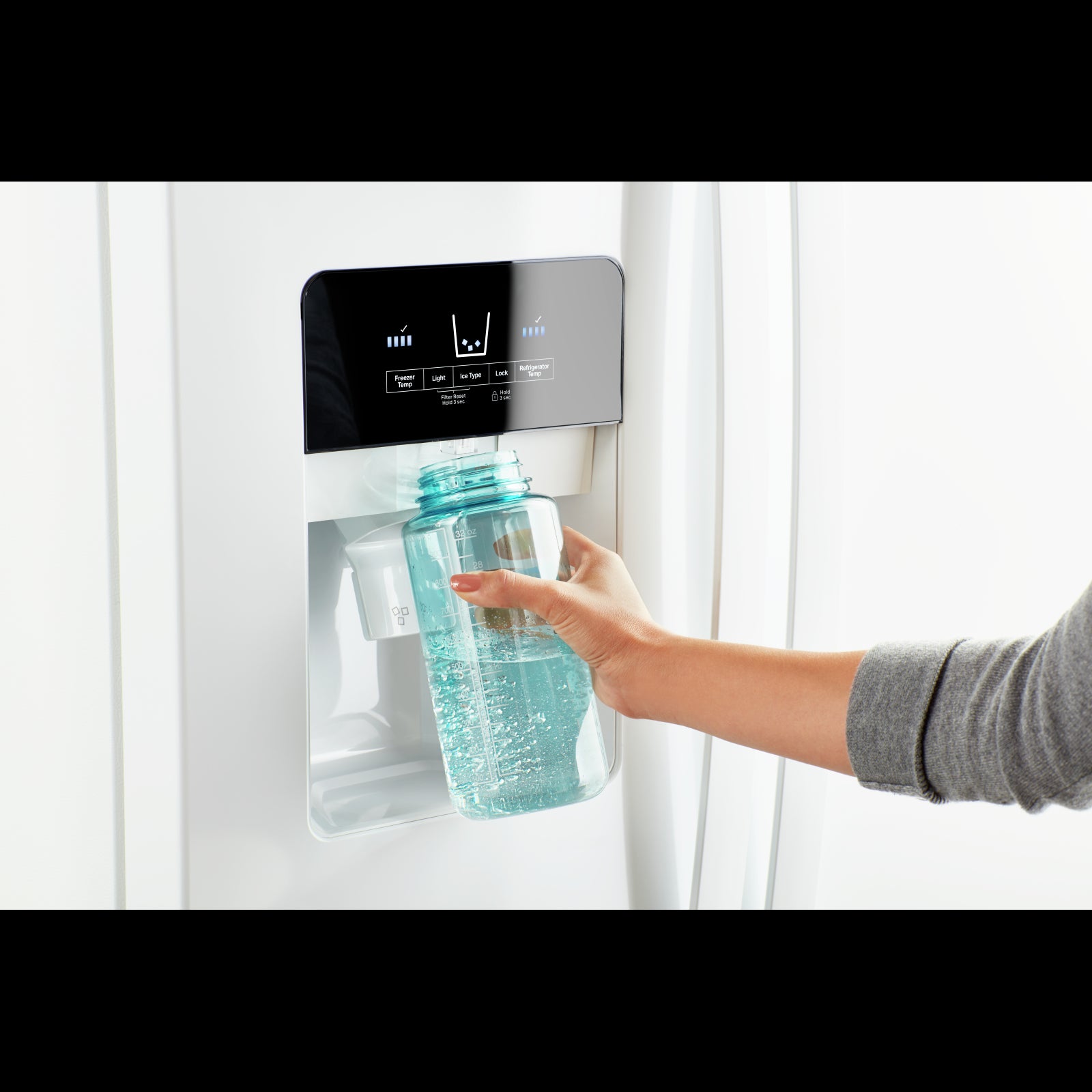 Whirlpool White Side-by-Side Refrigerator (21 Cu. Ft.) - WRS321SDHW