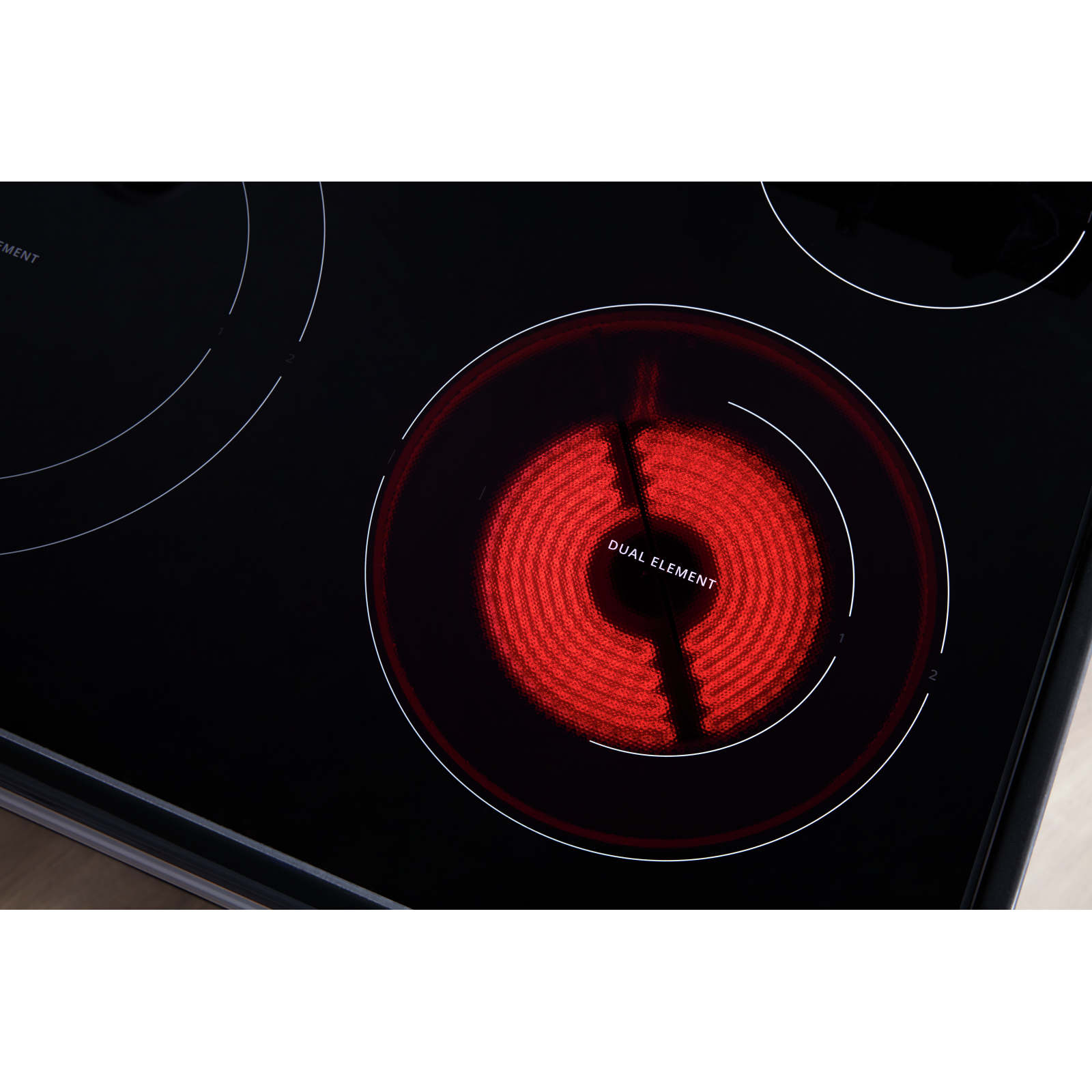 Whirlpool Black Stainless 30" 5-in-1 Range with AirFry (5.3 Cu Ft) - YWFE550S0LV