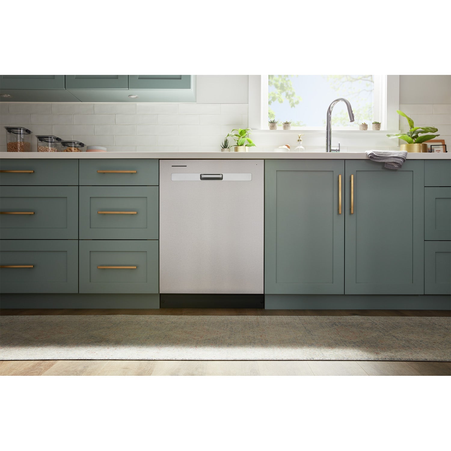 Whirlpool 24" Fingerprint Resistant Stainless Steel Dishwasher (55 dBA) - WDP540HAMZ