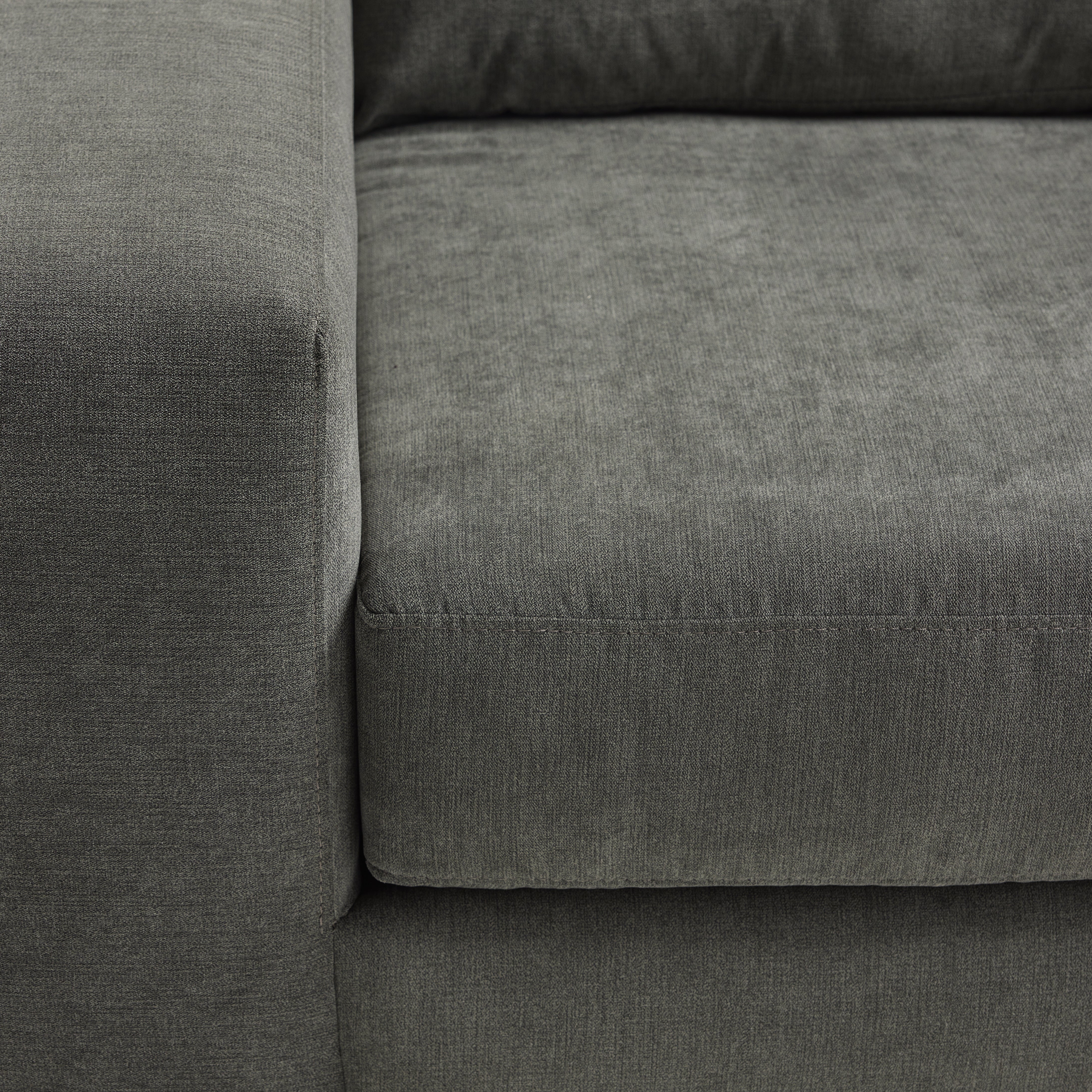Luna 2 Pc. Sectional with Reversible Chaise - Grey