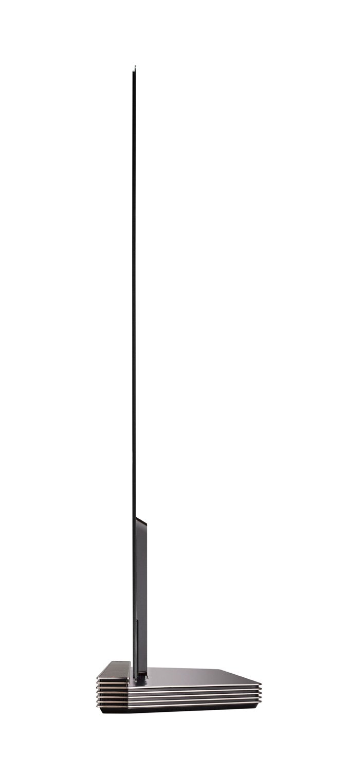 LG 77" 4K Smart OLED Signature Series TV - OLED77G7