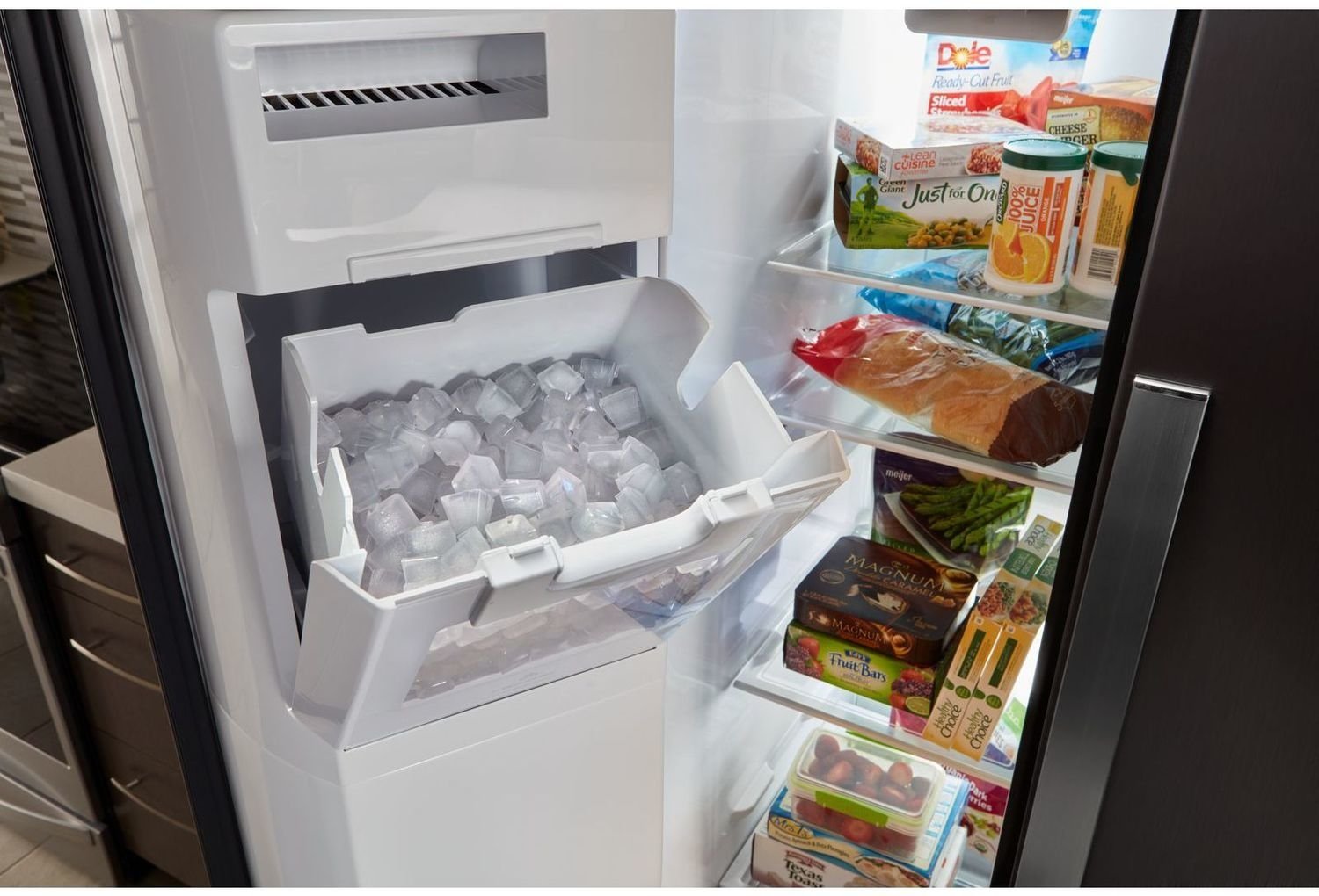 Whirlpool White Side-by-Side Refrigerator (28 Cu. Ft.) - WRS588FIHW